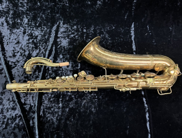 EARLY Vintage CG Conn 10M NAKED LADY Tenor Sax in Original Lacquer - Serial # 263075